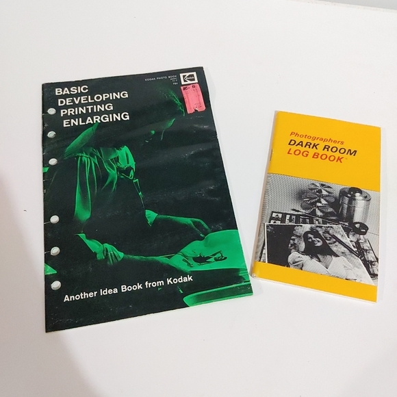 Vintage photography dark room Kodak manual & farm gates log book - Picture 1 of 9